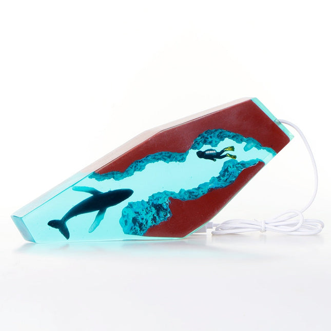 Epoxidharz Lampe mit Wal und Taucher