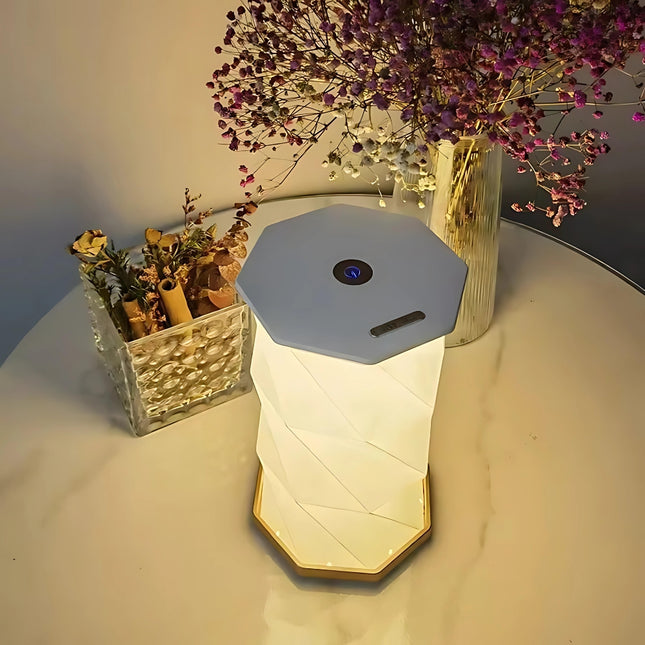 Faltbare LED Lampe im Origami Design