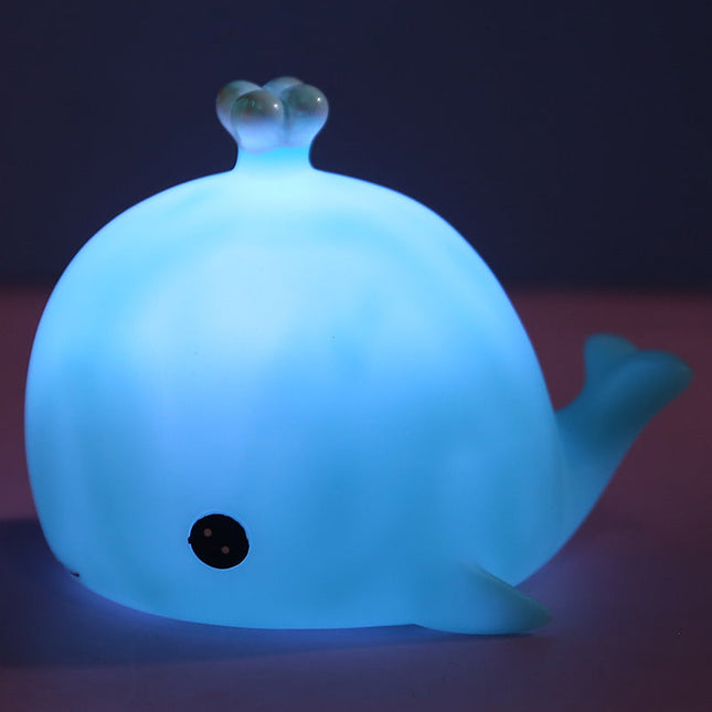 Kleines Wal Nachtlicht mit Akku für Babys