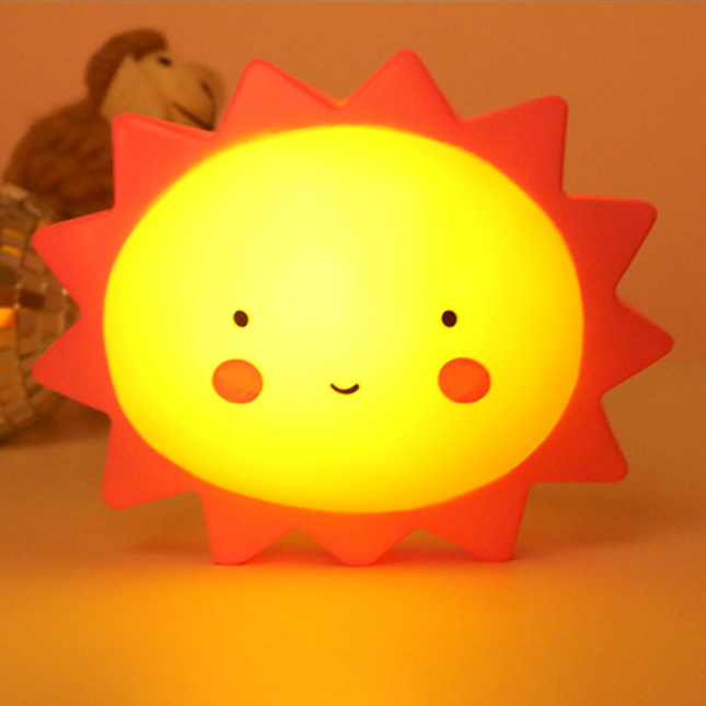 Baby Nachttischlampe in Sonnenform
