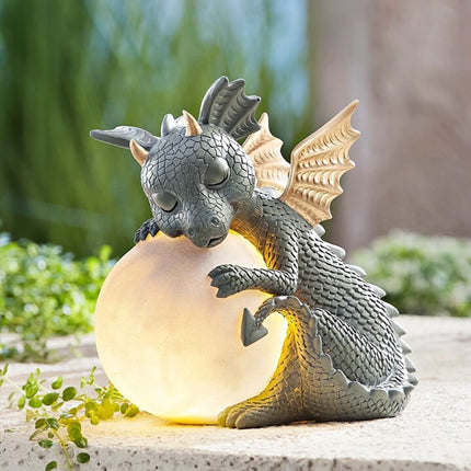 Deko Drache mit Leuchtkugel aus Harz