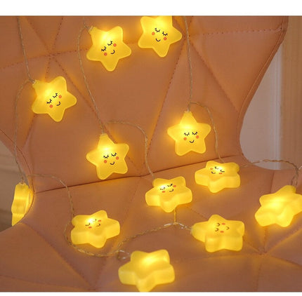 Gelbe LED Sternenlichterkette als Dekoration