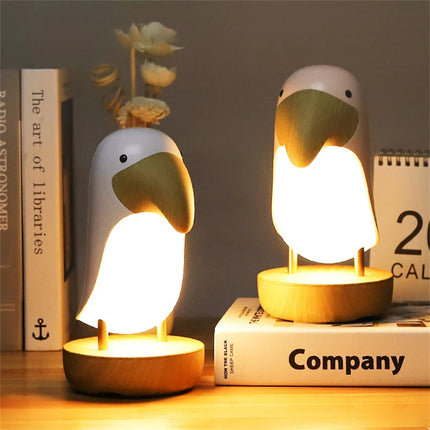 Tukan Tischlampe aus Holz für Kinder